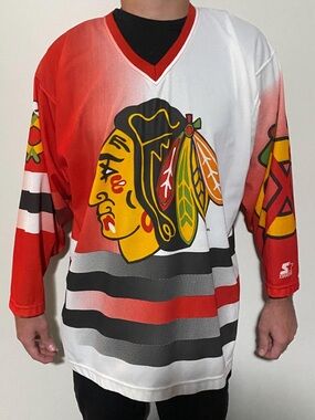 Vintage 90’s Starter Chicago Blackhawks jersey